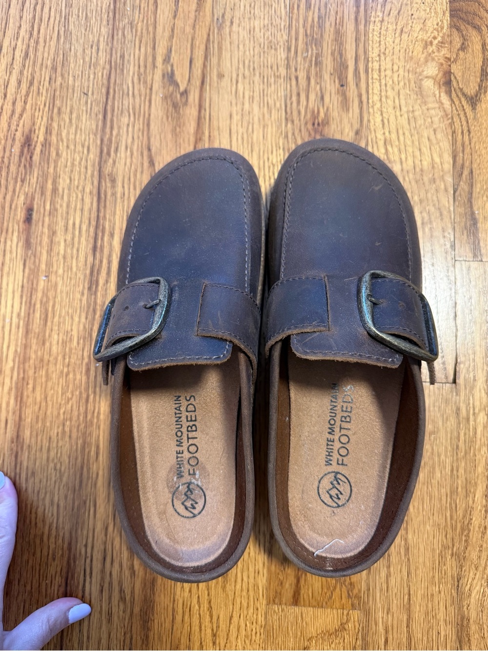 White Mountain Bueno Clog - Picture 4 of 11